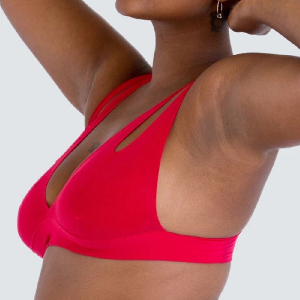 Nuudii System Red Love Tee Bra MM
